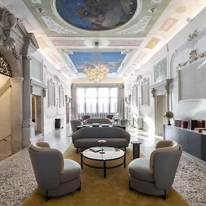 Radisson Collection Hotel, Palazzo Nani 5* Venise